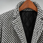 Ginevra - cappotto lungo pied de poule, dettaglio indossato